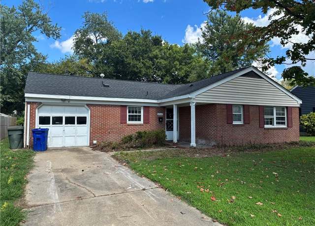 Property at 814 Tulip Dr, Newport News, VA 23608, 3 beds, 2 baths