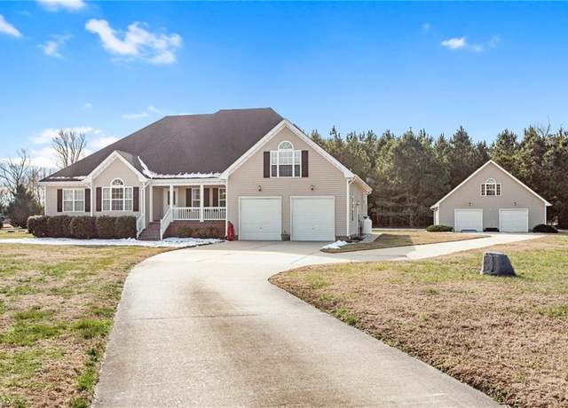 Property at 175 W Liberty Spring Rd, Suffolk, VA 23434, 4 beds, 2.5 baths