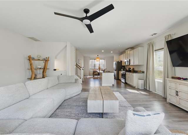Property at 2000 Laycock Ln #100, Suffolk, VA 23435, 4 beds, 3.5 baths