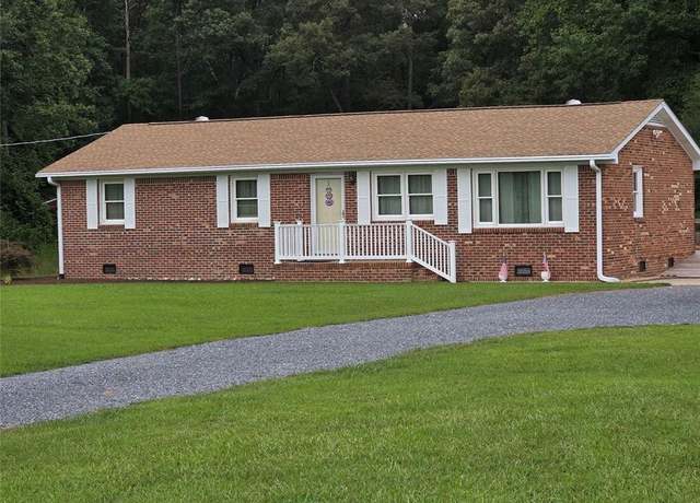 Property at 17323 Scotts Factory Rd, Smithfield, VA 23430, 3 beds, 1 bath