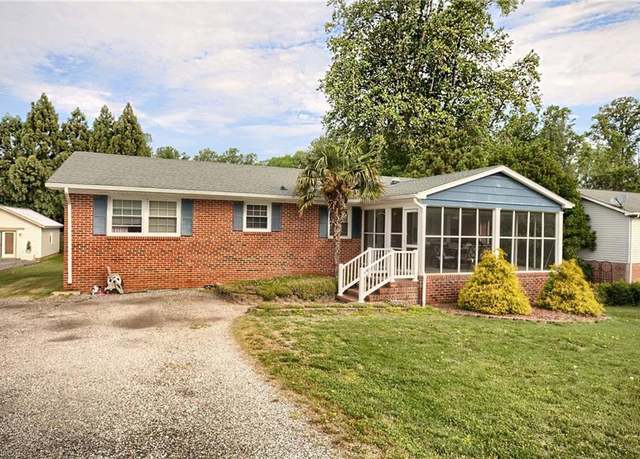 Property at 7486 Roaring Springs Rd, Gloucester, VA 23061, 4 beds, 3 baths