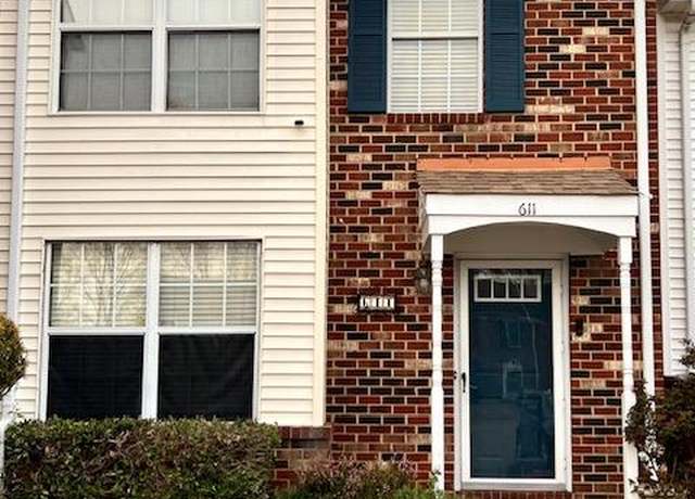 Property at 611 Nottaway Dr, Chesapeake, VA 23320, 2 beds, 1.5 baths