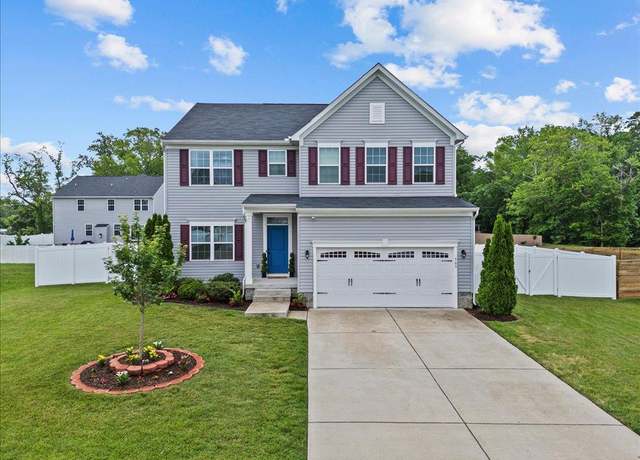 Property at 565 Oliver Way, Newport News, VA 23602, 5 beds, 3 baths