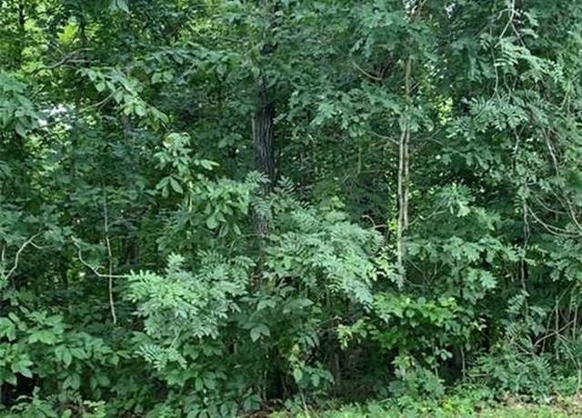 Property at 301 Lipscomb St, Crewe, VA 23930
