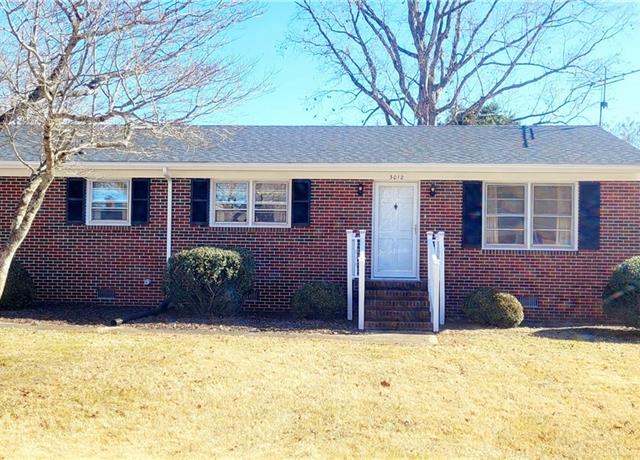 Property at 3012 Woodlawn Dr, Suffolk, VA 23434, 3 beds, 1.5 baths