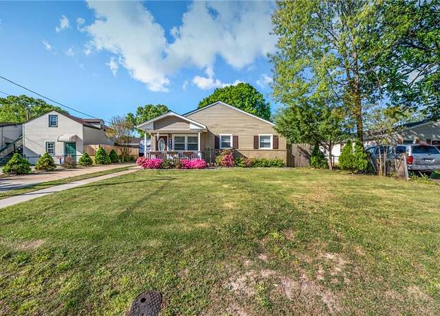 Property at 2704 Berkley Ave, Chesapeake, VA 23325, 4 beds, 2 baths