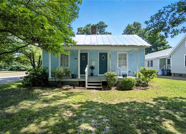 Property at 401 E Queen St, Edenton, NC 27932, 4 beds, 2 baths