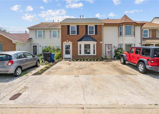 Property at 1131 Gleaning Close, Virginia Beach, VA 23455, 3 beds, 2.5 baths