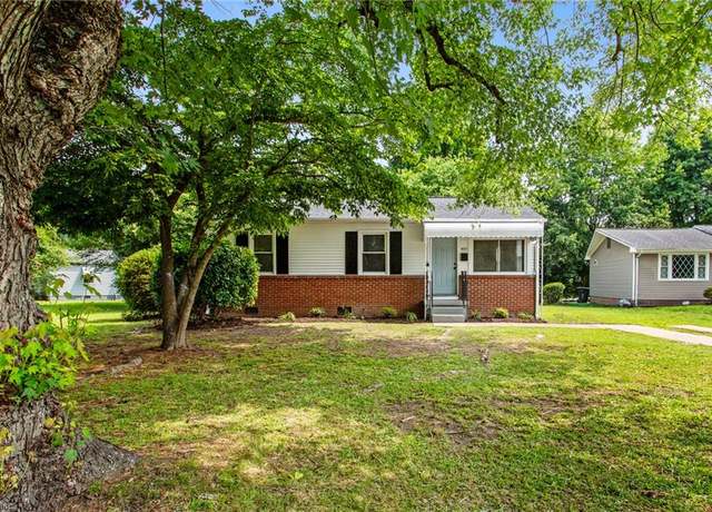 Property at 403 Gust Ct, Portsmouth, VA 23701, 3 beds, 1 bath