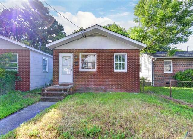 Property at 1326 29th St, Newport News, VA 23607, 3 beds, 1 bath