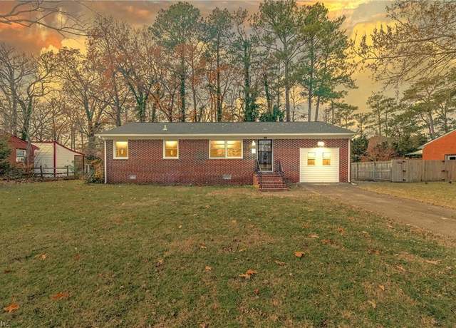 Property at 627 Page Dr, Hampton, VA 23669, 4 beds, 2 baths
