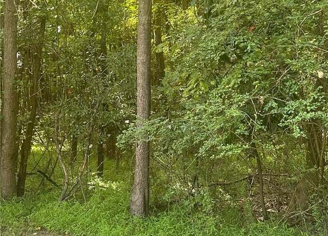 Property at 4700 Elizabeth Harbor Dr, Chesapeake, VA 23321