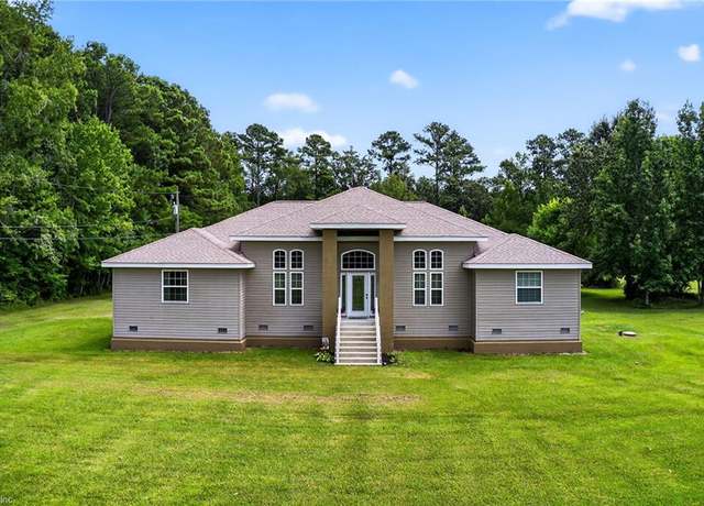 Property at 803 Gallbush Rd, Chesapeake, VA 23322, 3 beds, 2.5 baths