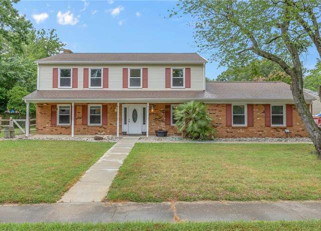Property at 401 Midlothian Sq, Hampton, VA 23669, 5 beds, 2.5 baths