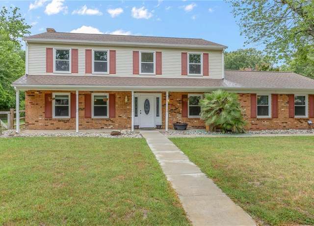 Property at 401 Midlothian Sq, Hampton, VA 23669, 5 beds, 2.5 baths