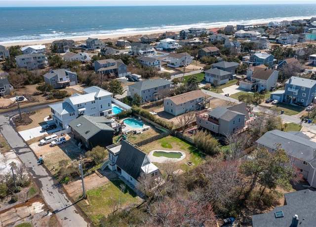 Property at 309 Pompano Ln, Virginia Beach, VA 23456, 3 beds, 2 baths