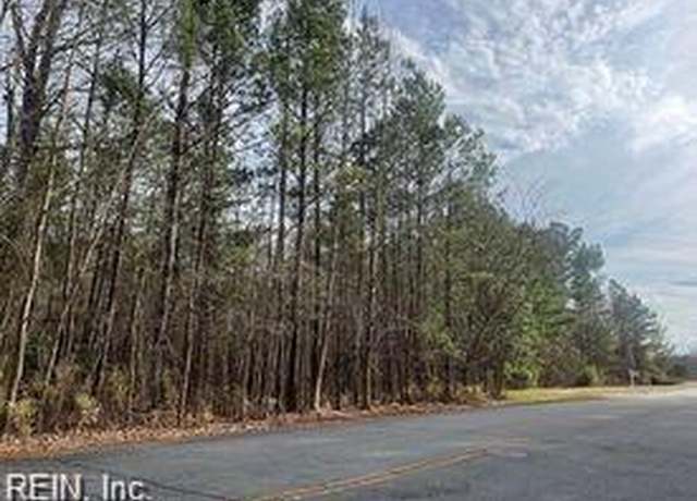 Property at 11 Emerald Woods Dr, Chesapeake, VA 23321