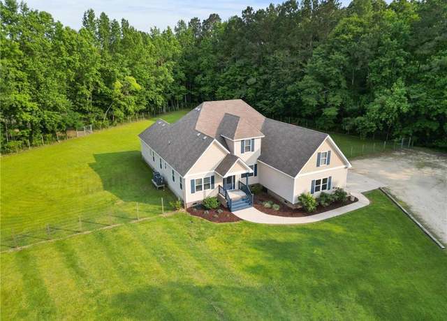 Property at 249 Rocky Top Rd, Moyock, NC 27958, 4 beds, 4 baths