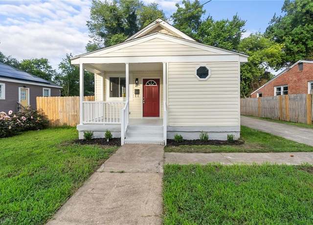 Property at 21 W Kelly Ave, Hampton, VA 23663, 2 beds, 1 bath