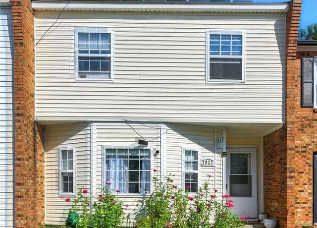 Property at 1027 Bryce Ln, Virginia Beach, VA 23464, 3 beds, 2.5 baths