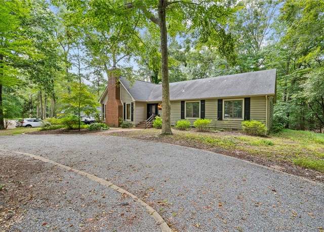 Property at 1696 Cherry Grove Rd N, Suffolk, VA 23438, 4 beds, 2 baths
