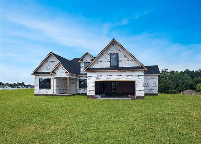 Property at 101 Yawl St, Elizabeth City, NC 27909, 5 beds, 3 baths