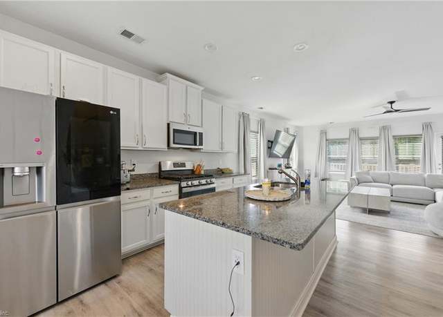 Property at 2000 Laycock Ln #100, Suffolk, VA 23435, 4 beds, 3.5 baths