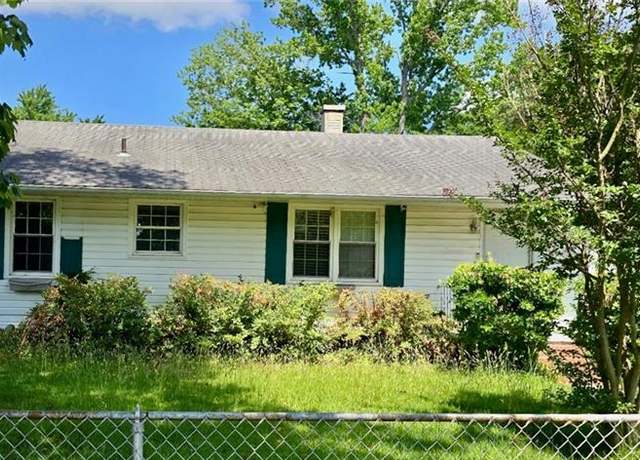 Property at 205 Hickory Hill Rd, Hampton, VA 23666, 3 beds, 1 bath