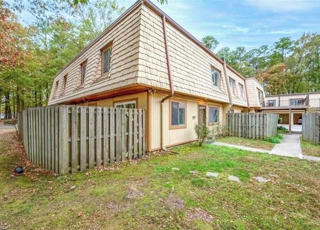 Property at 1432 Granada Ct, Newport News, VA 23608, 3 beds, 2.5 baths