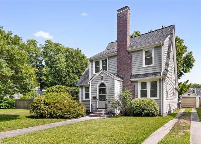 Property at 112 Fayton Ave, Norfolk, VA 23505, 4 beds, 2 baths
