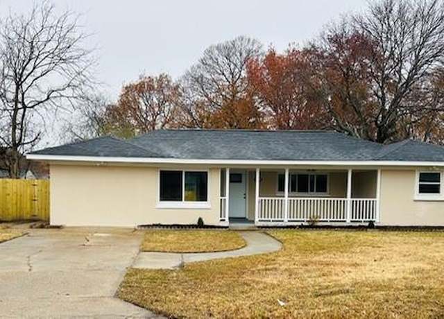 Property at 420 Rogers Ave, Hampton, VA 23664, 3 beds, 2 baths