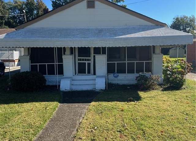 Property at 2014 Martin Ave, Chesapeake, VA 23324, 3 beds, 1 bath