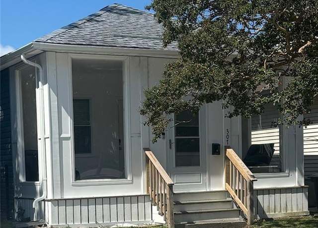 Property at 307 N First St, Hampton, VA 23664, 3 beds, 2 baths