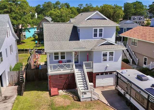 Property at 112 Outrigger Dr, Kill Devil Hills, NC 27948, 3 beds, 2 baths