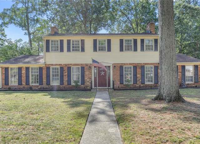 Property at 512 Edwin Dr, Virginia Beach, VA 23462, 4 beds, 2.5 baths