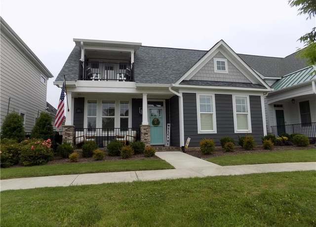 Property at 115 Creek Ln, Suffolk, VA 23435, 4 beds, 3 baths