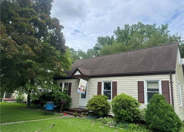 Property at 1351 Calla Ave, Norfolk, VA 23503, 3 beds, 2 baths