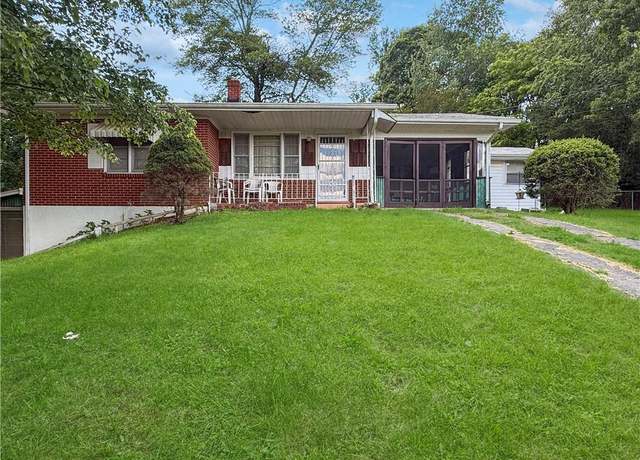 Property at 70 Ridgelane Dr, Martinsville, VA 24112, 2 beds, 1 bath