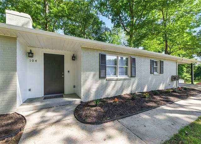 Property at 104 W Rexford Dr, Newport News, VA 23608, 4 beds, 3 baths