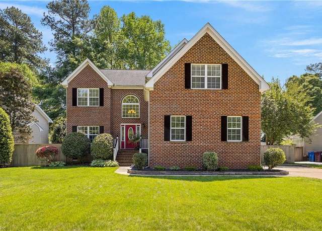 Property at 821 Catrina Ln, Chesapeake, VA 23322, 4 beds, 2.5 baths
