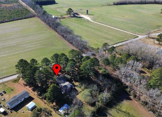Property at 385 Little Fork Rd, Suffolk, VA 23438, 4 beds, 3 baths