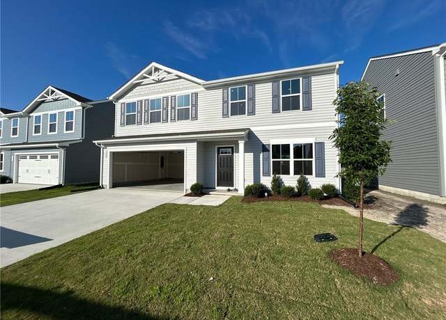 Property at 109 Monmouth St, Portsmouth, VA 23701, 4 beds, 2.5 baths