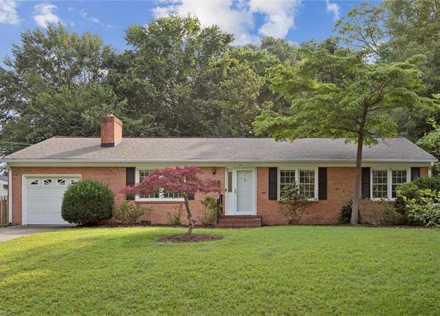 Property at 4 Everett Dr, Newport News, VA 23602, 3 beds, 1.5 baths