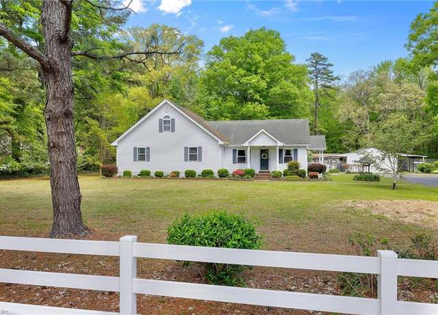 Property at 608 Benefit Rd, Chesapeake, VA 23322, 3 beds, 2.5 baths