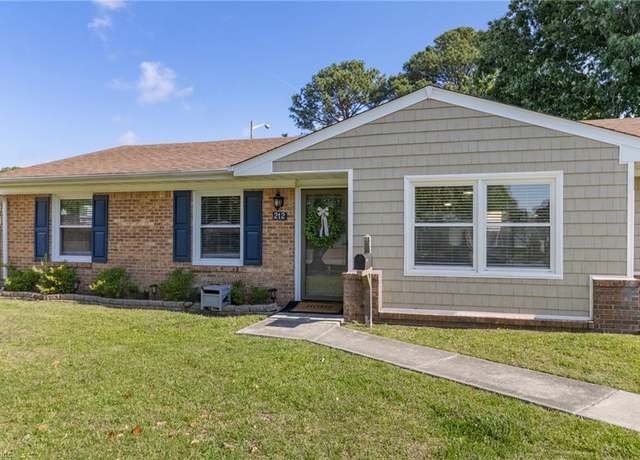 Property at 212 Cortland Ln, Virginia Beach, VA 23452, 4 beds, 2 baths