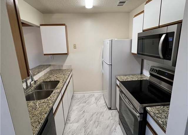 Property at 213 Quarter Trl Unit C, Newport News, VA 23608, 2 beds, 2 baths
