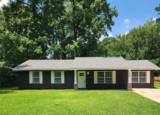 Property at 1444 Culpepper Ave, Chesapeake, VA 23323, 3 beds, 2 baths