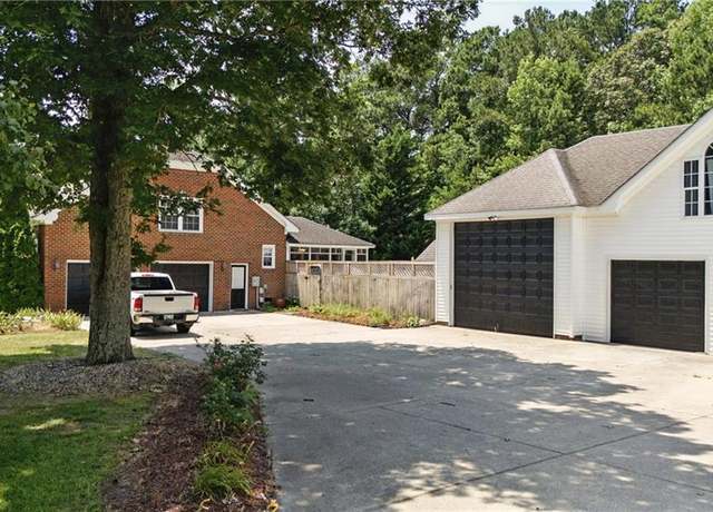 Property at 1708 Centerville Tpke S, Chesapeake, VA 23322, 4 beds, 3 baths
