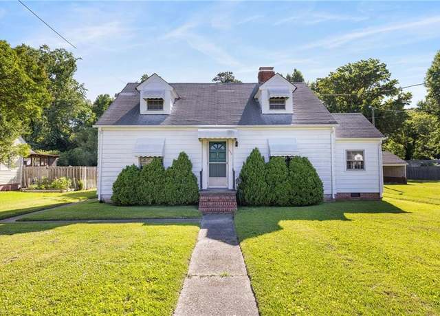 Property at 1132 Proctor St, Suffolk, VA 23434, 4 beds, 2 baths