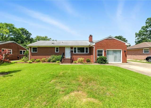 Property at 1791 Revere Dr, Hampton, VA 23664, 3 beds, 1.5 baths
